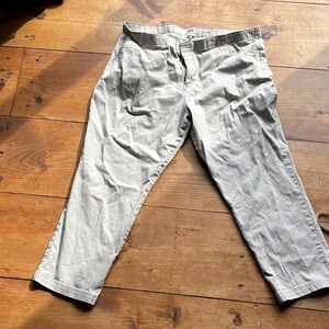 Lee Women’s Khaki Straight-Leg ChinosPetite - Light Tan